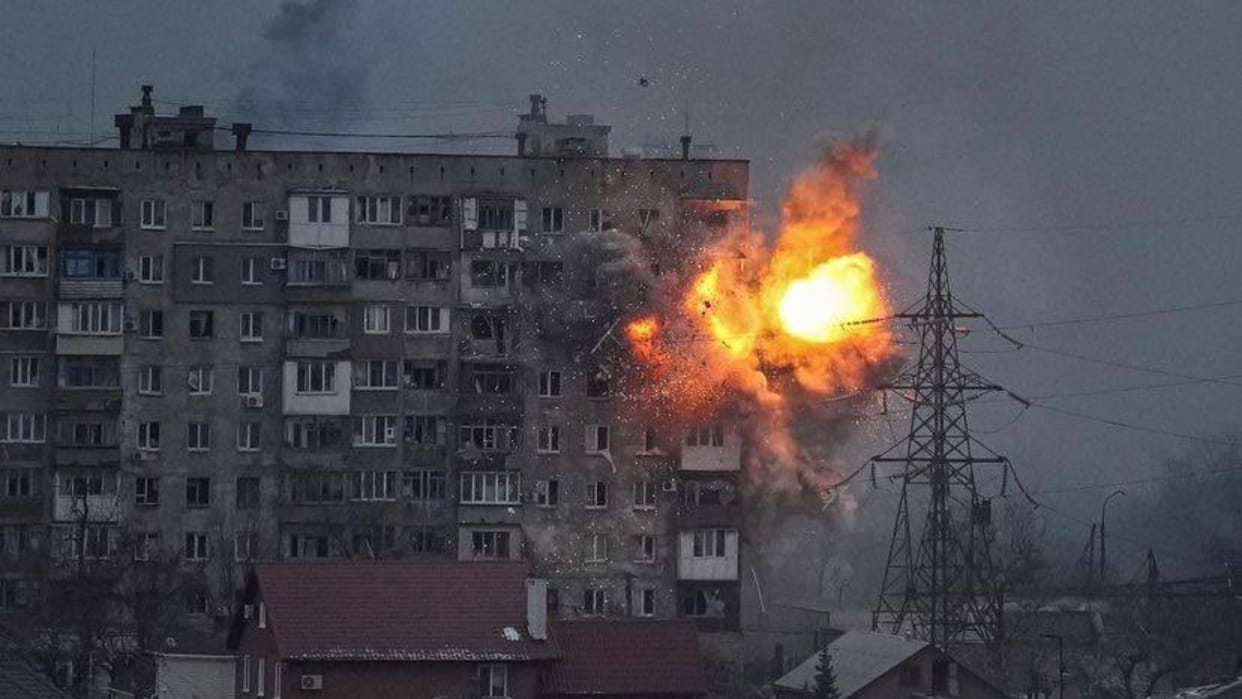 1582 civilians killed in 12 days in Mariupol bodies being buried in mass graves amid Russian invasion in Ukraine news in Hindi