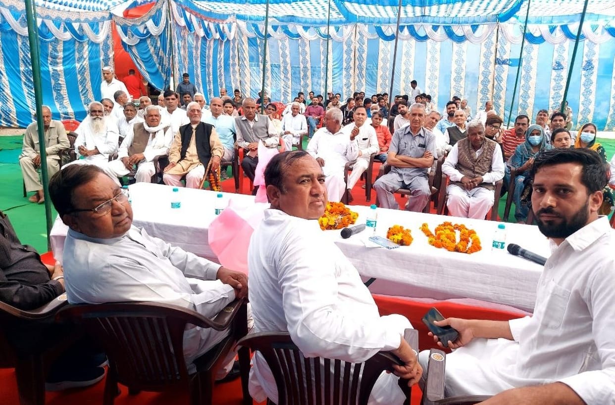 Streets will be built in Adarsh ??Nagar with 2.25 crores, work will start next week: Surendra Panwar