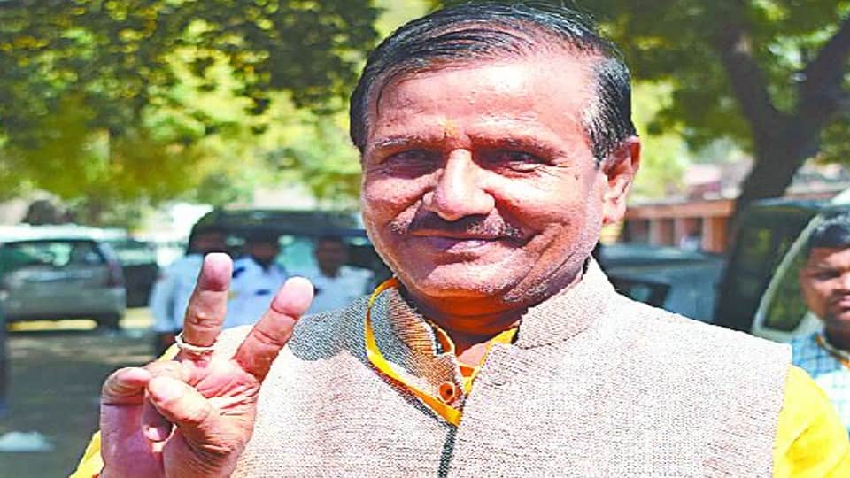 UP election result 2022 One vote for Congress candidate is much more expensive than BJP in Agra