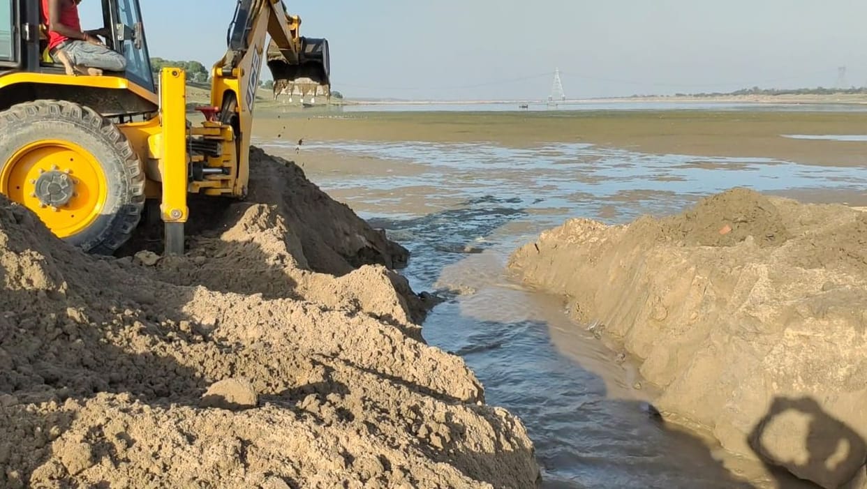 Lease of Bhilor Ghat of Prayagraj, sand mining in Kaushambi