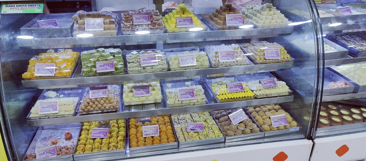 The market smelling of the sweetness of Gujiya