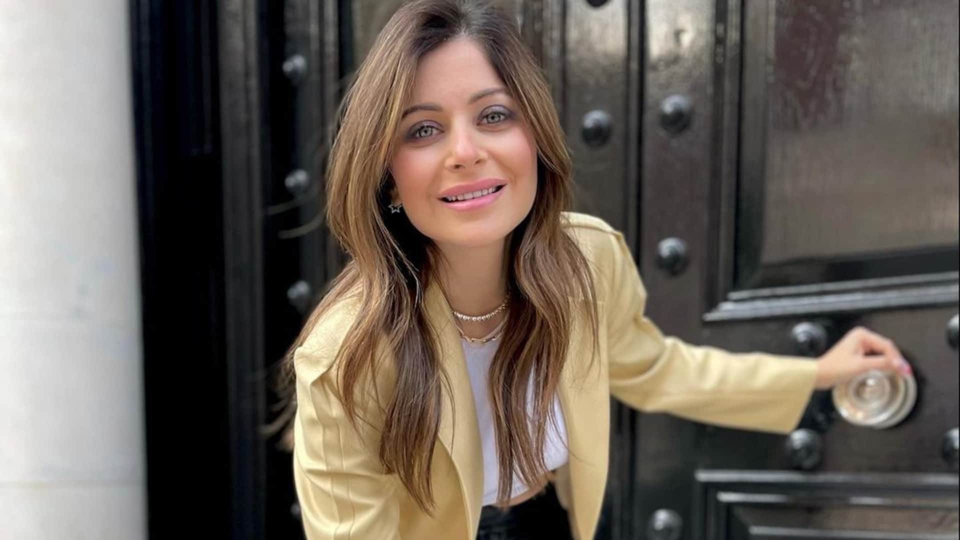happy birthday kanika kapoor career struggle in bollywood and her unknown life facts in hindi