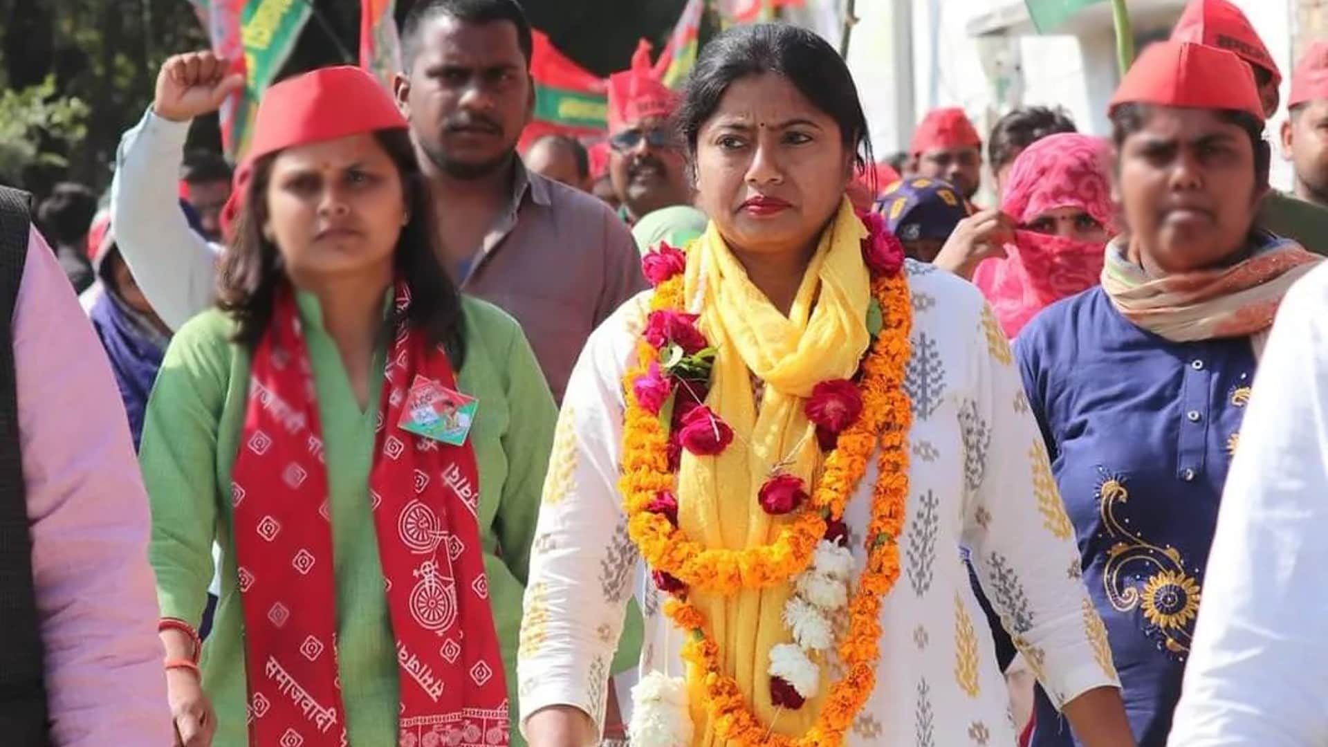Pallavi Patel Who Defeated Deputy CM Kp Maurya Know All Details Here About Pallavi Patel
