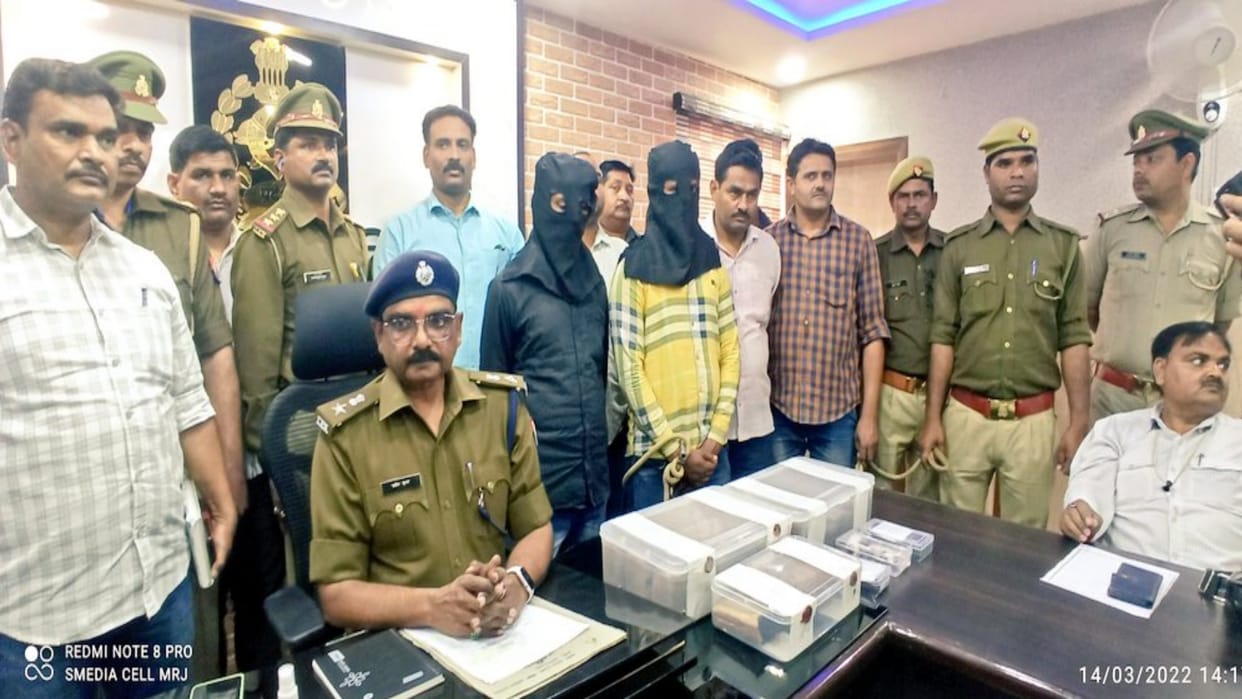 Two accused arrested with charas worth one crore