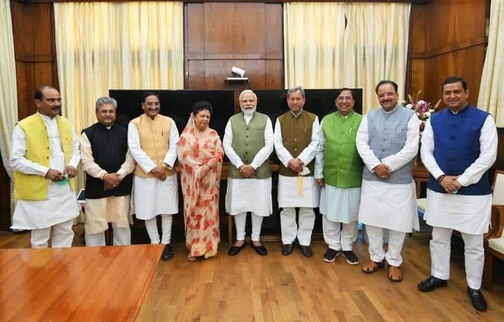 Uttarakhand MPs met PM Modi: Congratulations on the victory in assembly elections, also met National President Nadda