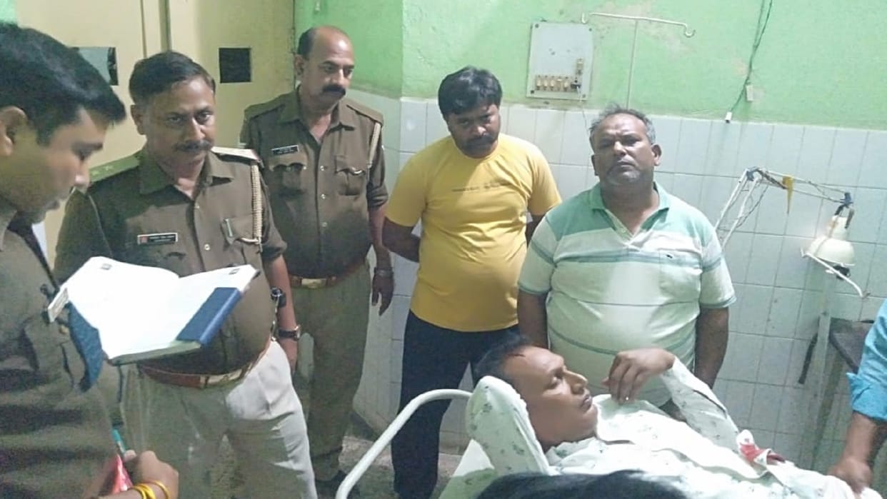 Kushinagar: The miscreants shot the liquor shop's accountant ran away with a bag full of cash