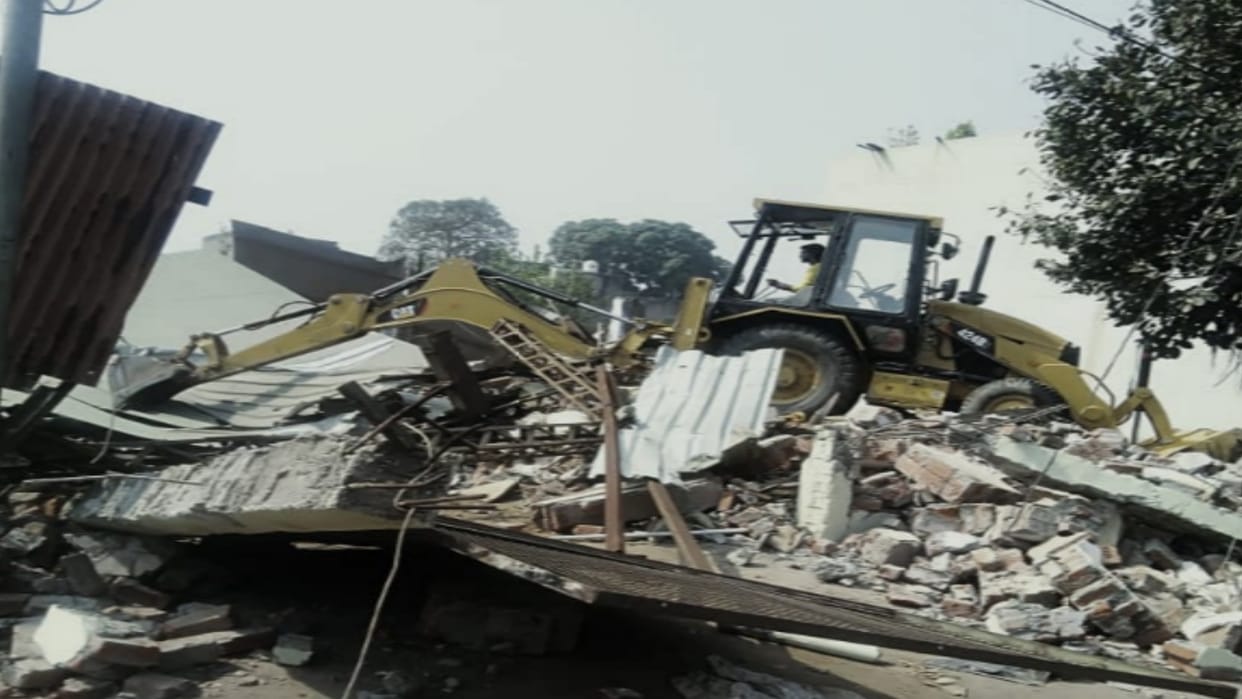 Bulldozer returned to work: Big action in Meerut before oath, the location of the infamous Badan Singh Baddo landed