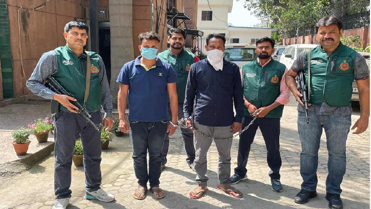 Delhi Police Special Cell arrested two illegal arms smugglers