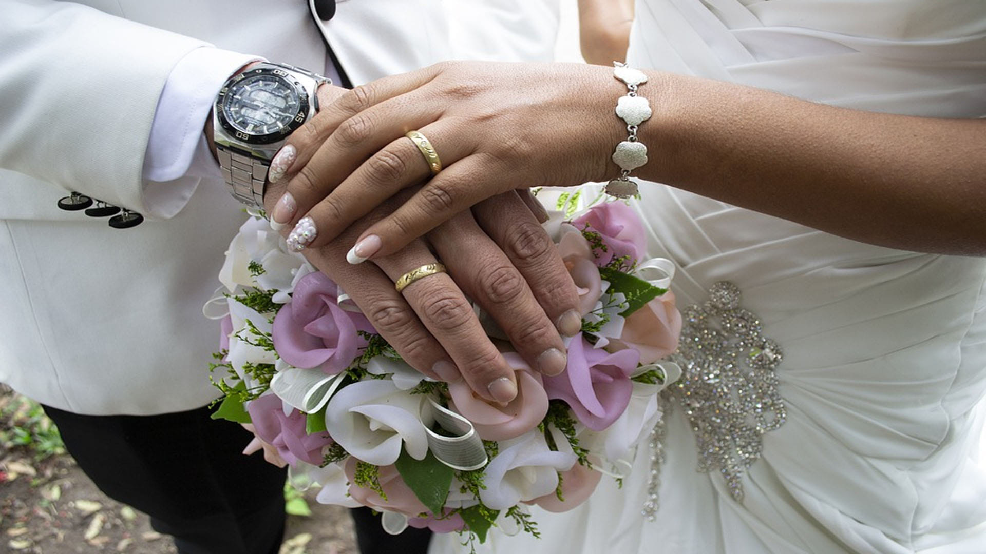 every man does 2 marriages in In this village of India know what is the secret behind it