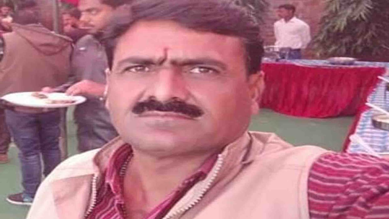 SP worker commits suicide in hardoi