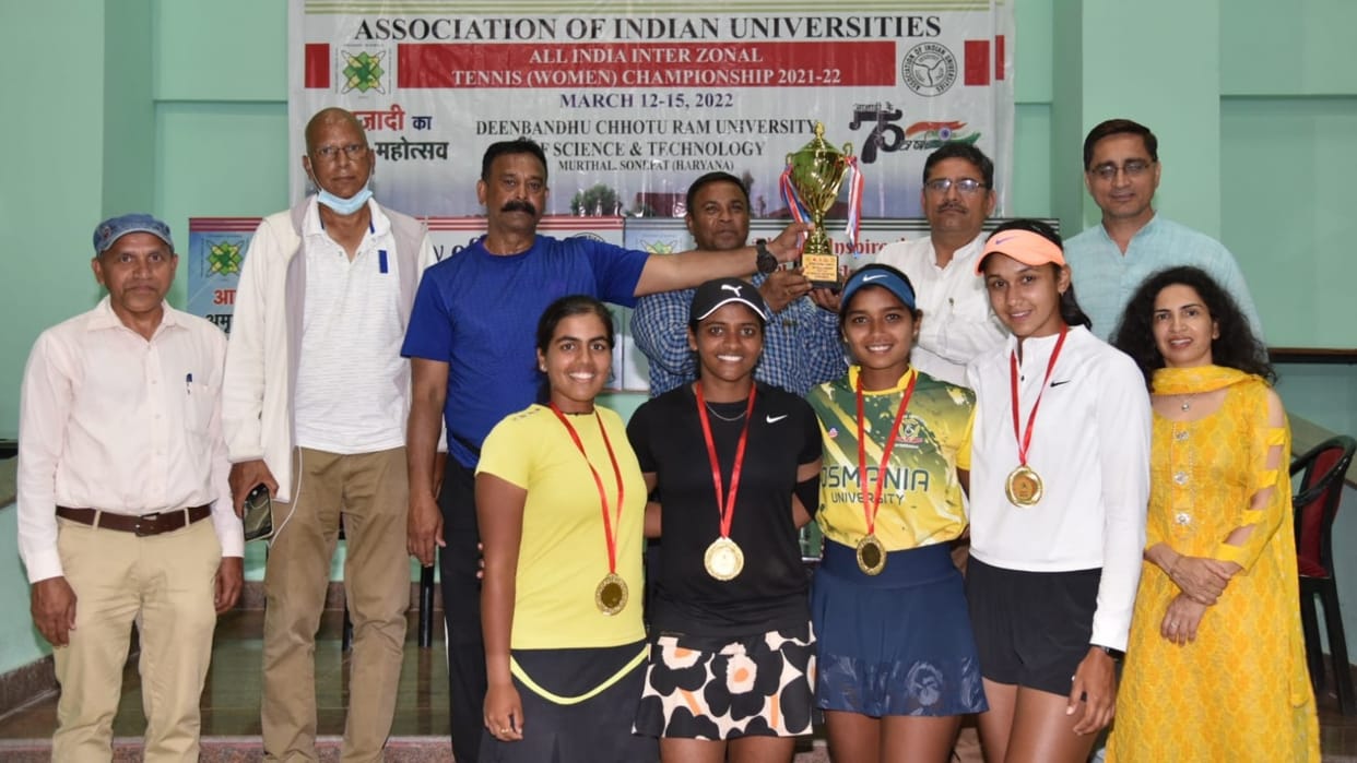 Osmania Hyderabad University became the winner in the Inter University Womens Lawn Tennis Competition held in Sonipat of Haryana