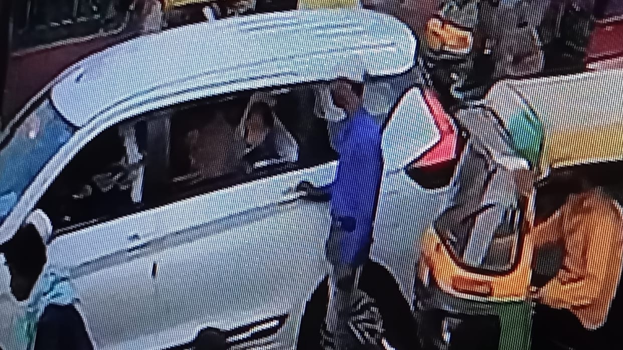 Delhi police arrested man who snatched former union minister Vijay Goel mobile from Jama Masjid area