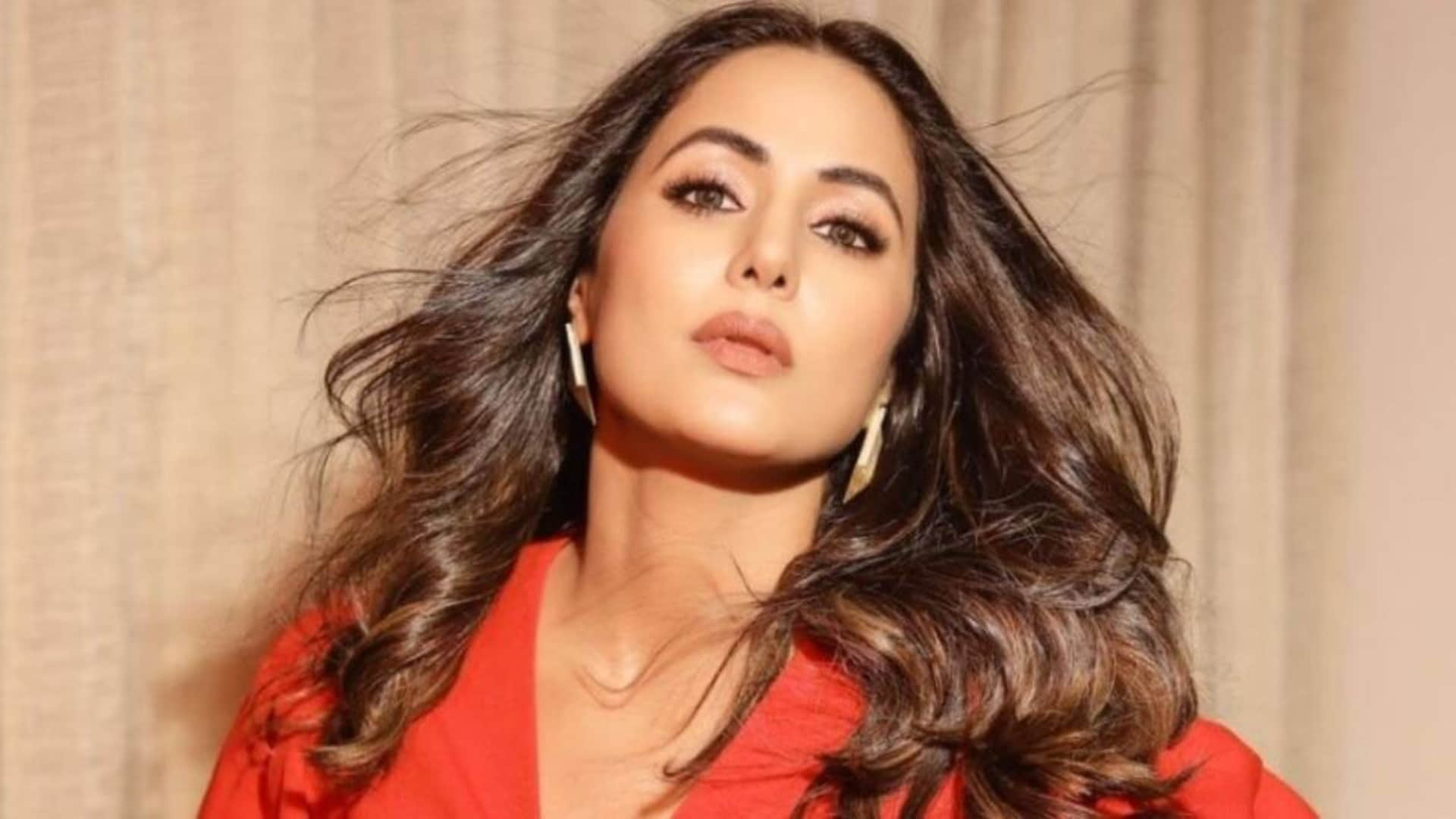 hina khan tells why she has not watched vivek agnihotri film the kashmir files