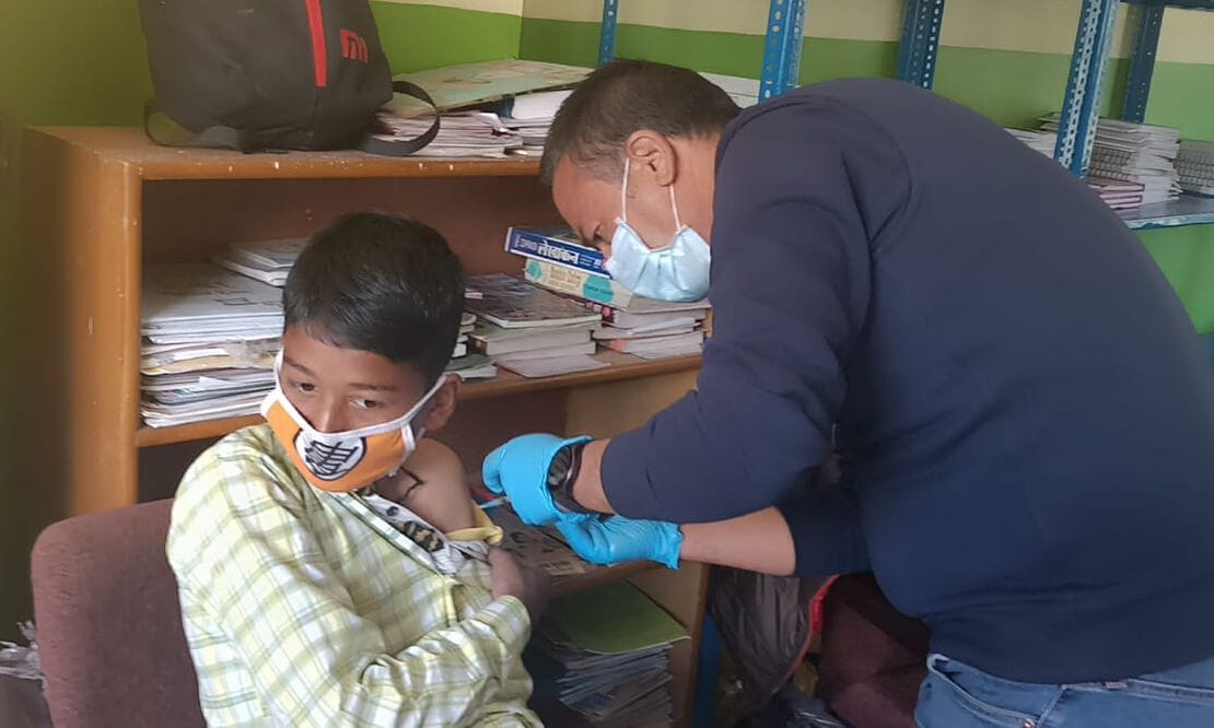 80 student take corna vaccination in kinnaur