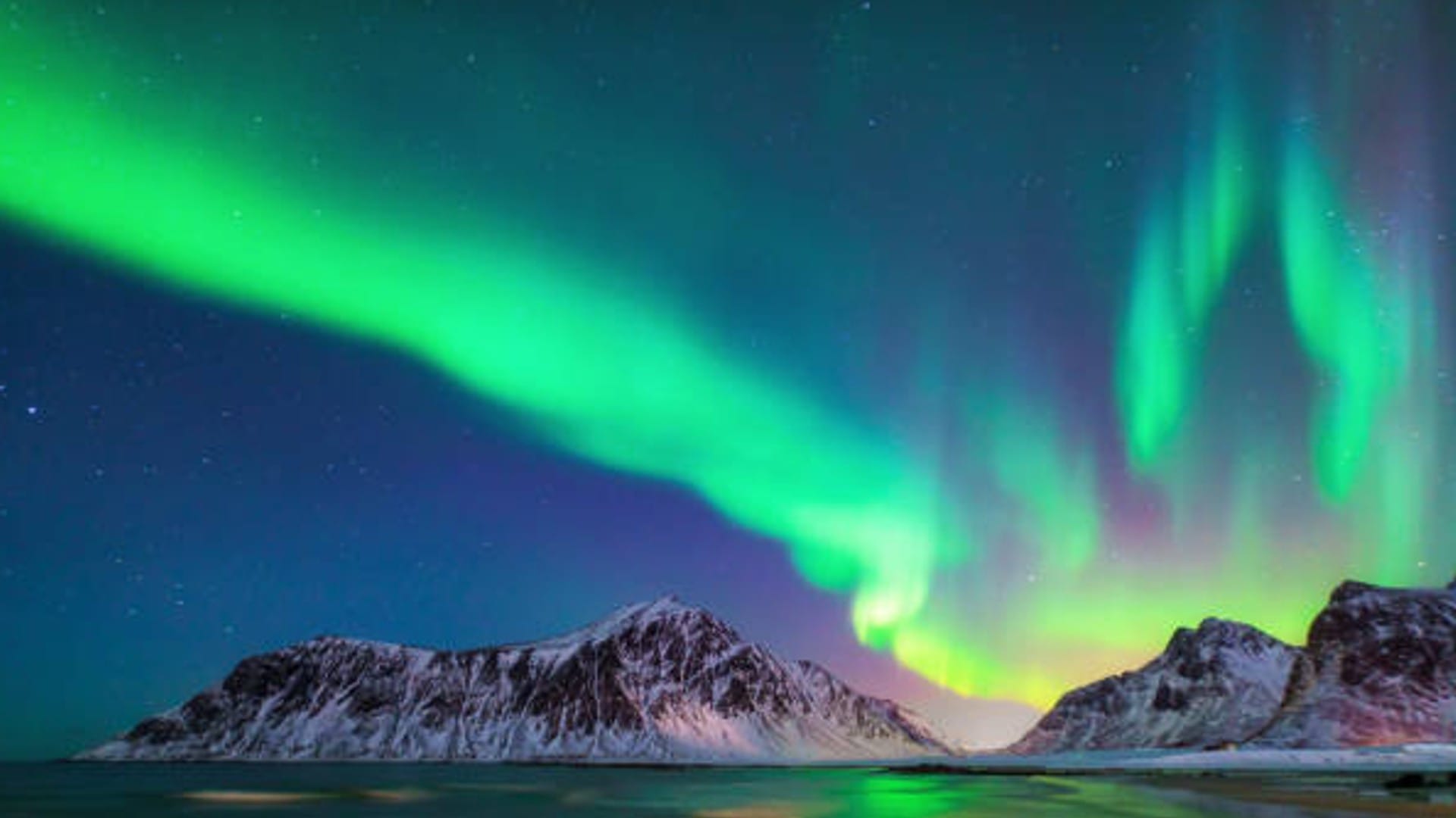 The aurora borealis has seen a spectacular display in many areas of Scotland pictures went viral