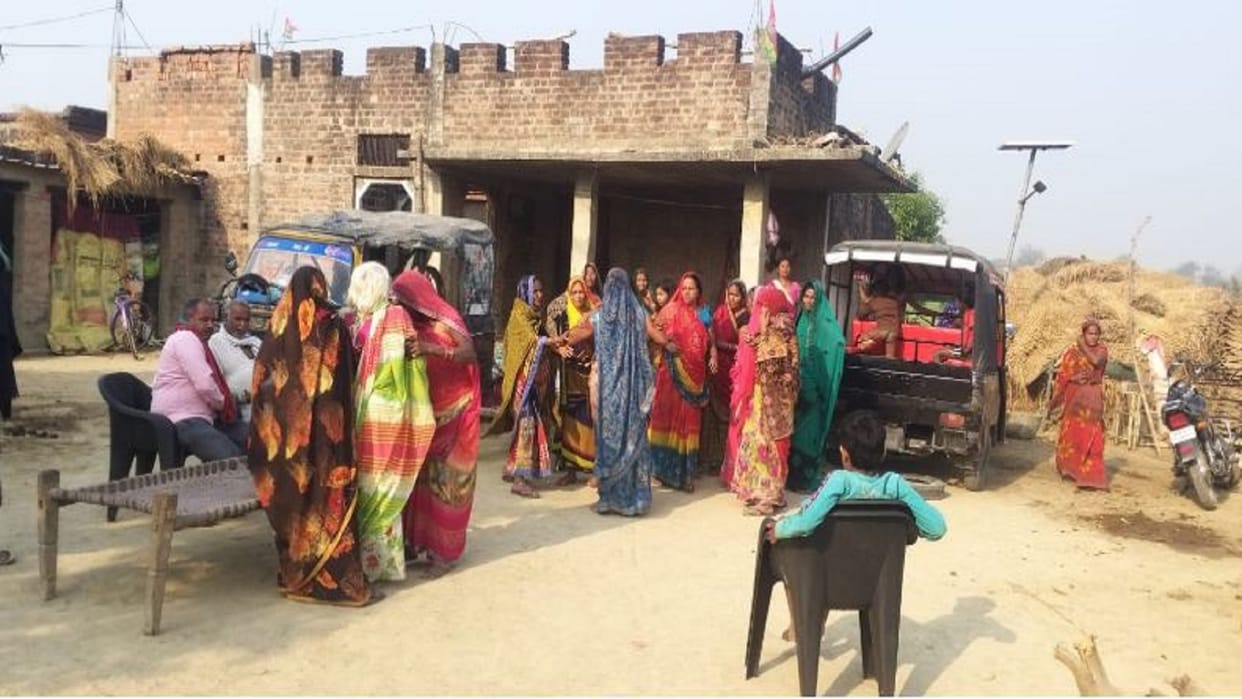 In Chandauli, the young man was called to feed pann, then did this painful work