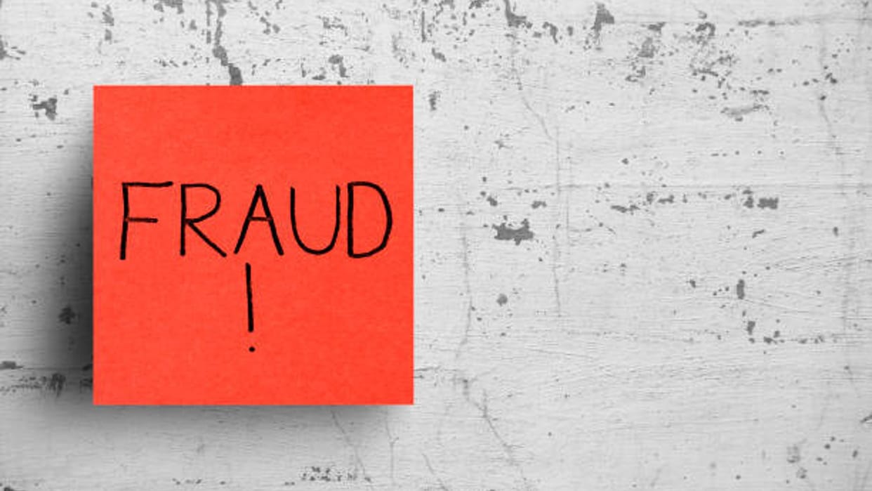 IRCTC refund Alert text messages are circulating on social media with fake customer care number