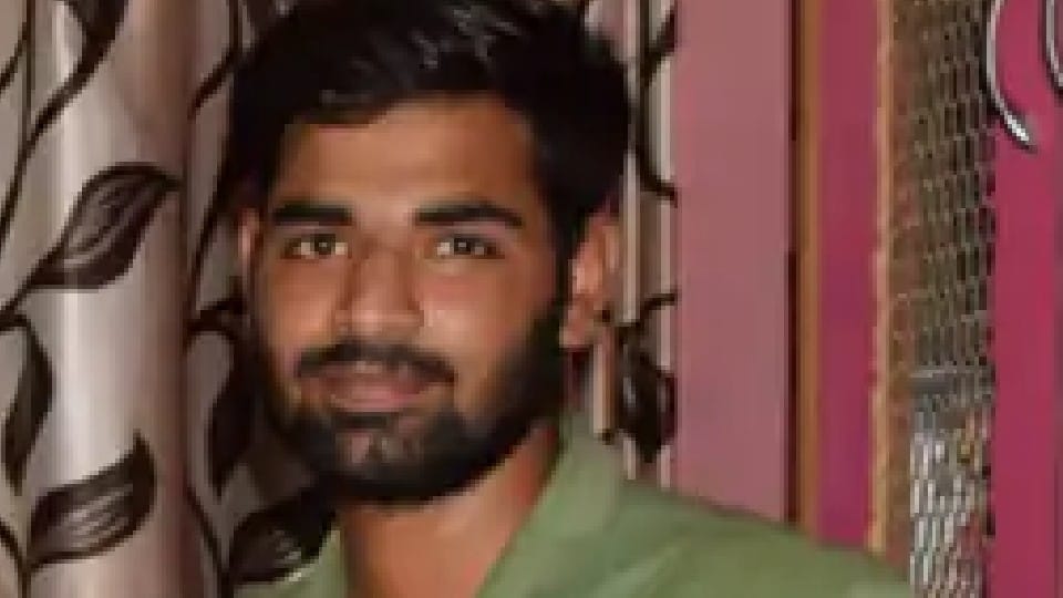 Hotel staff beat young man fiercely died on middle road in Jaipur