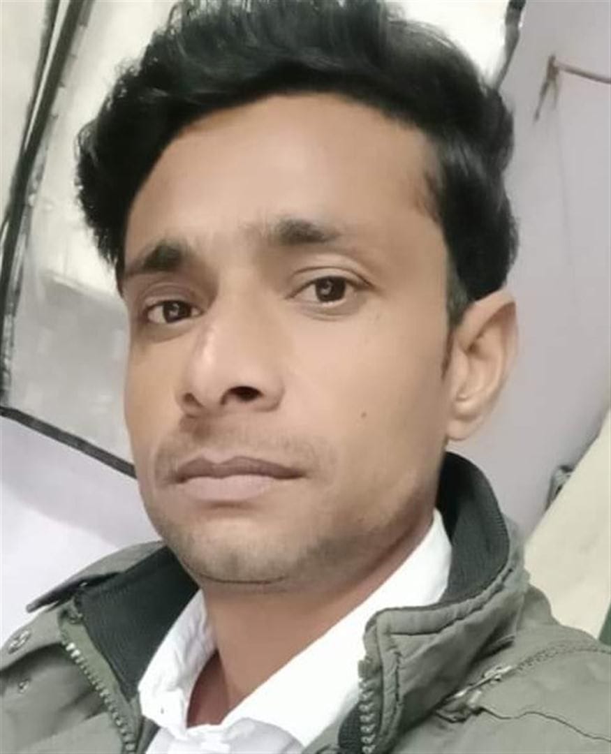Hathras: Dead body of youth found on track, fear of murder
