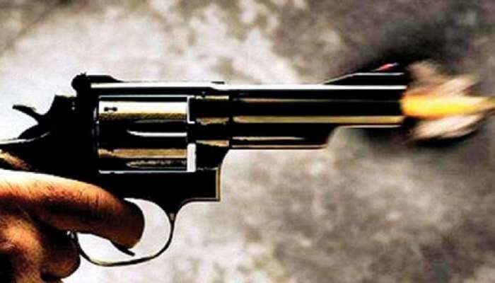 firing in factory of Jodhpur miscreants looted gold chain from owner