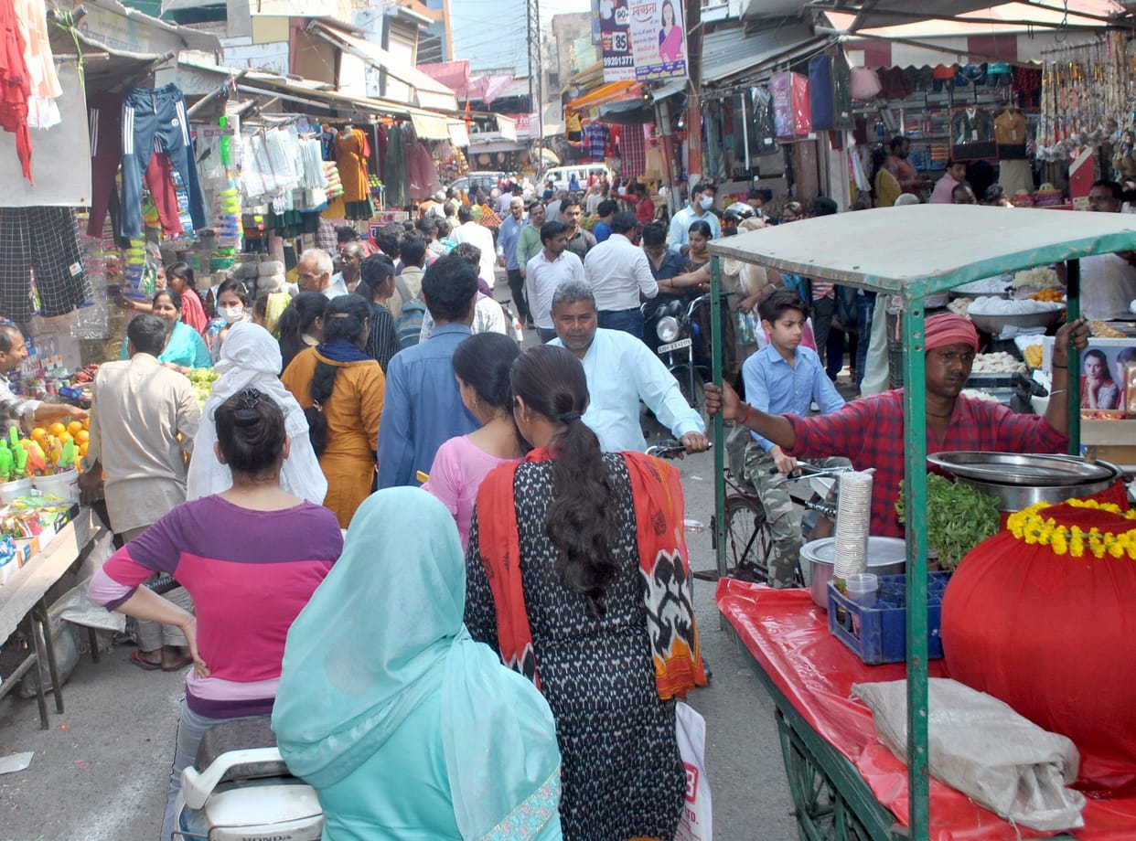 50 crore business expected this time on holi