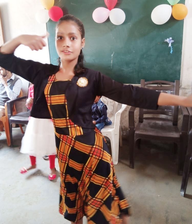 Pallavi in ??singing and