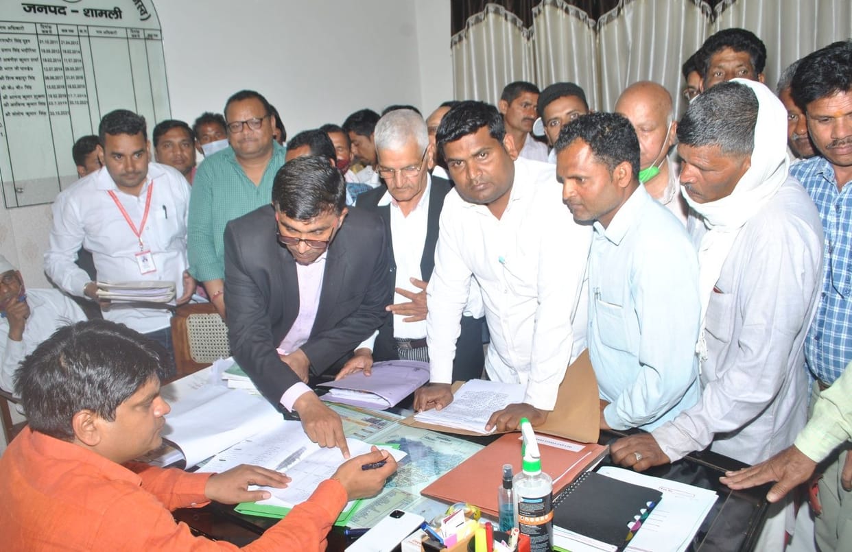 Farmers will not allow officials to enter the fields