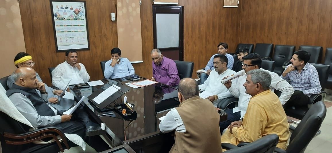 City government: 157 crores earned in a year, 6 crores spent on development