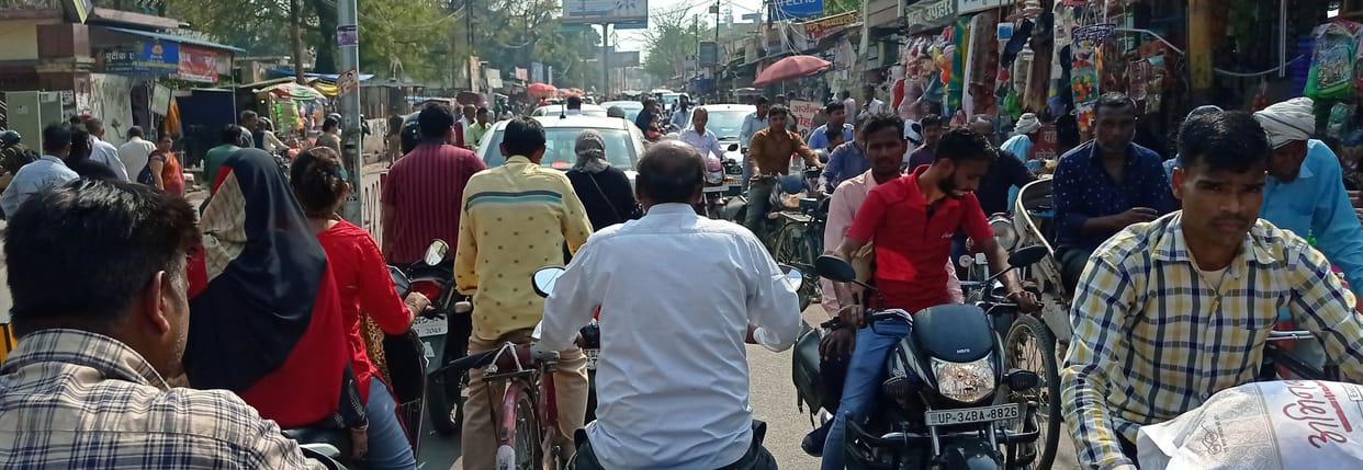 Crowd in the market, people stuck in jam