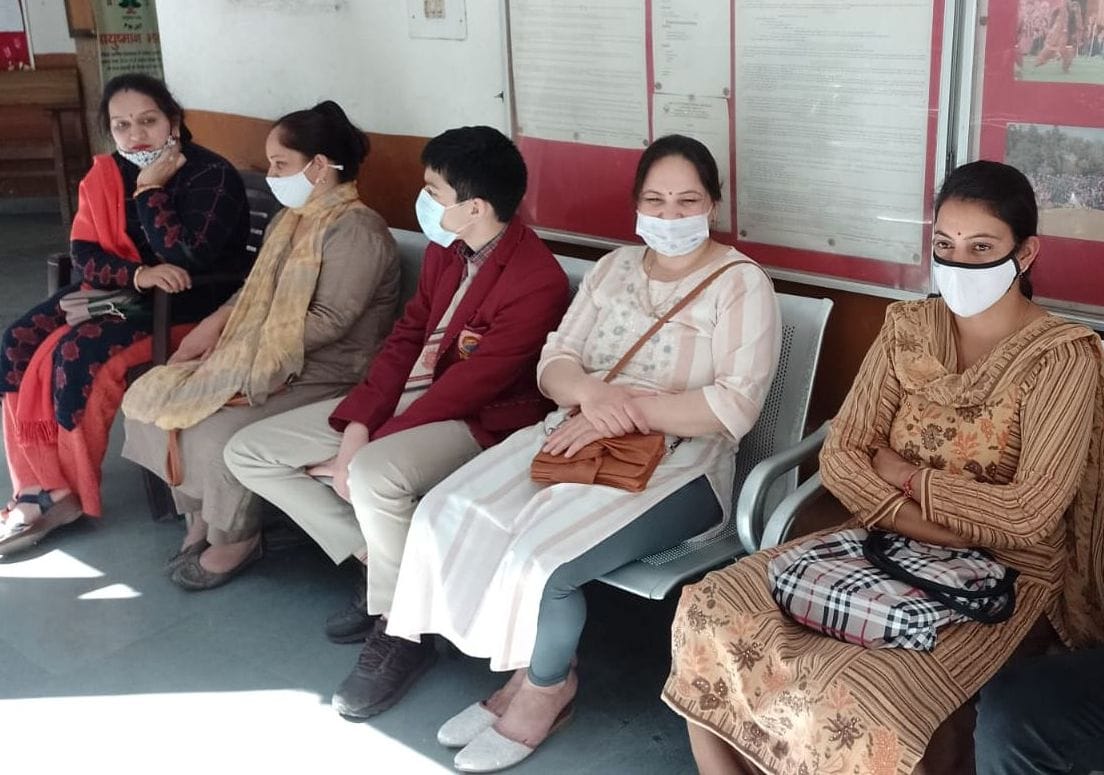 Children arrived for vaccination with relatives