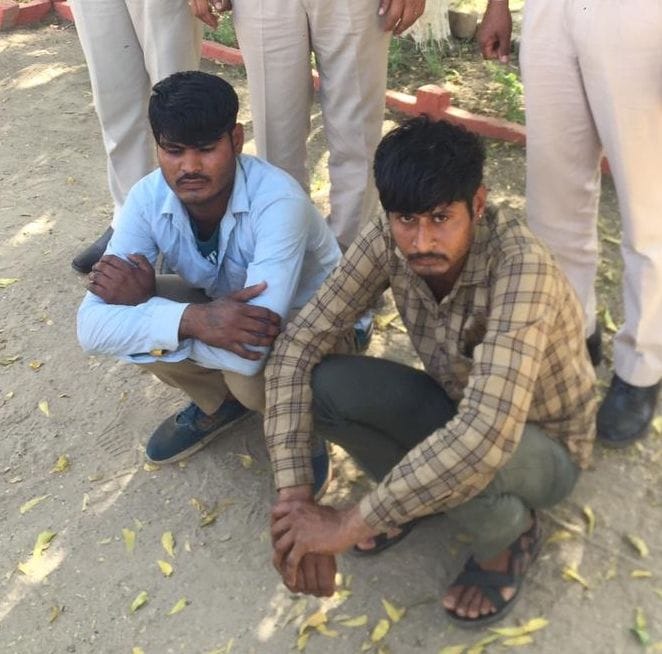 Two people were caught while carving pockets in the fair