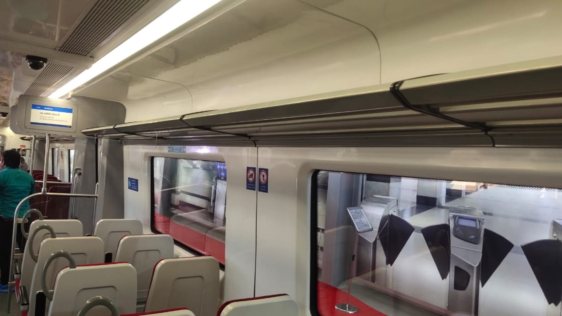 Rapid Rail corridor first coach reach Duhai Read all features of train very special from other trains