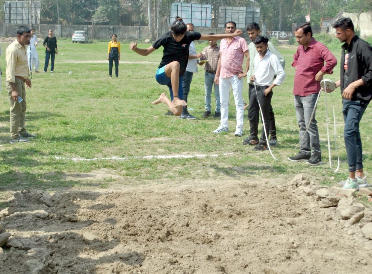 Madhur, Priya got first place in high jump