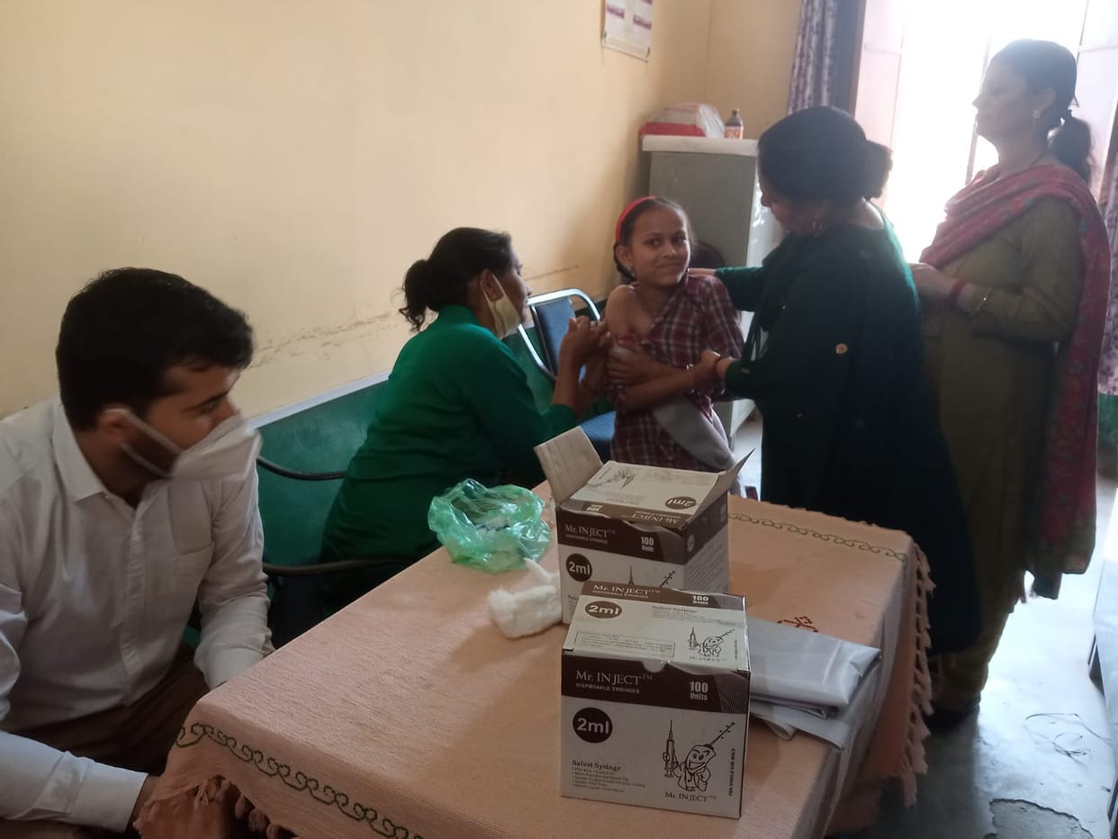 537 children vaccinated with corona vaccine on wednesday in sirmaur district