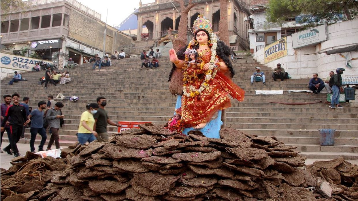 Holikas of ancient traditions are alive in Varanasi, the first Holika is lit at Sheetla Ghat
