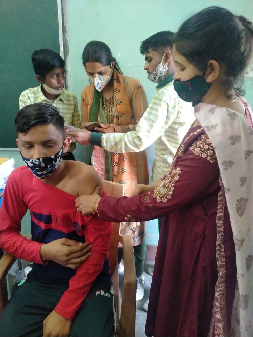 The Kovin portal did not run, by registering offline, 12 to 14 years old people got the vaccine