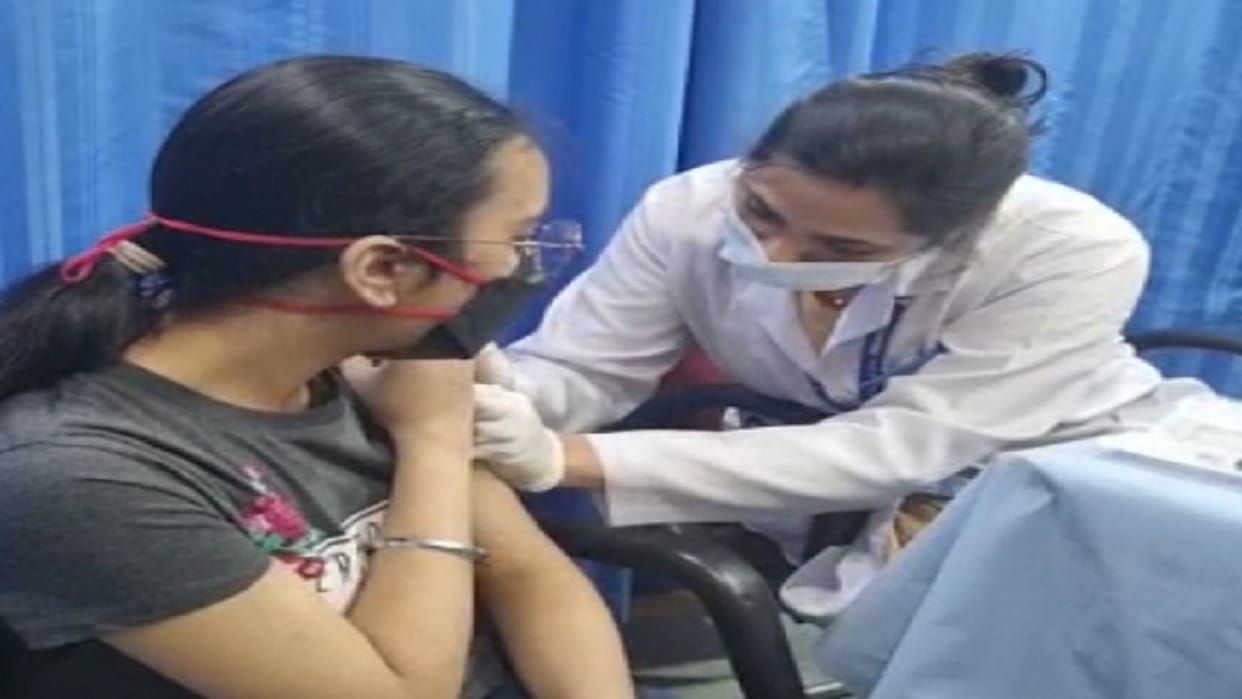 Vaccination speed was slow on the first day, vaccine arrived late in delhi