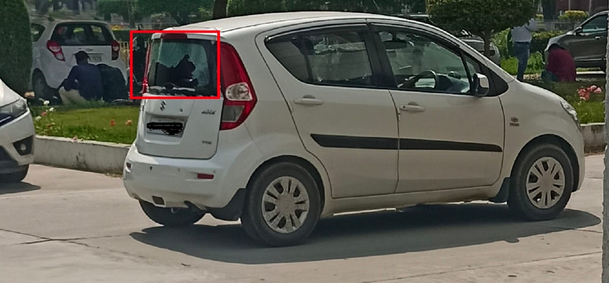 The girl students beat the manchale and broke the window of the car by pelting stones , Kurukshetra