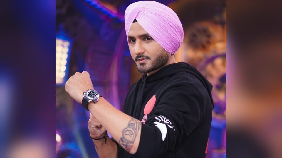 Cricketer Harbhajan singh will be Rajya Sabha candidate from Aam Aadmi Party