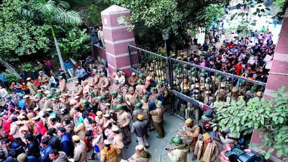 jawaharlal nehru university jNU came into the limelight again on the pretext of the movie the kashmir files directed by vivek agnihotri, when has this university been in controversies