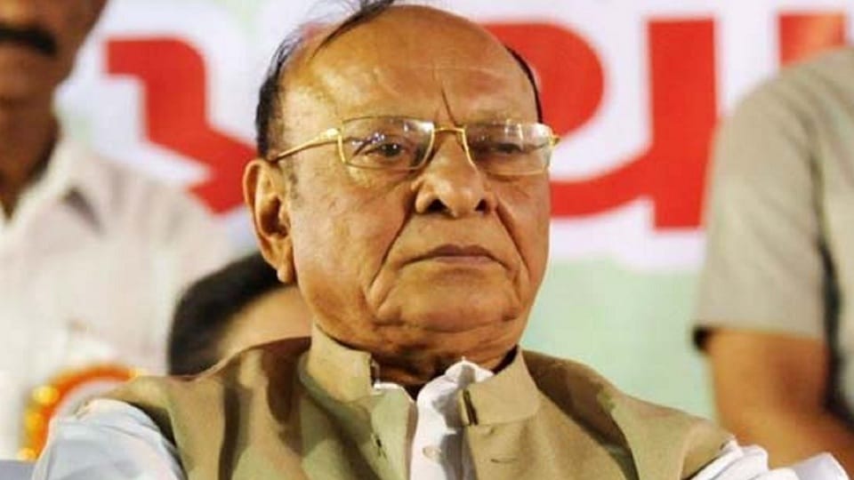Former Gujarat cm Shankersinh Vaghela said congress leadership is missing Ahmed Patel advice