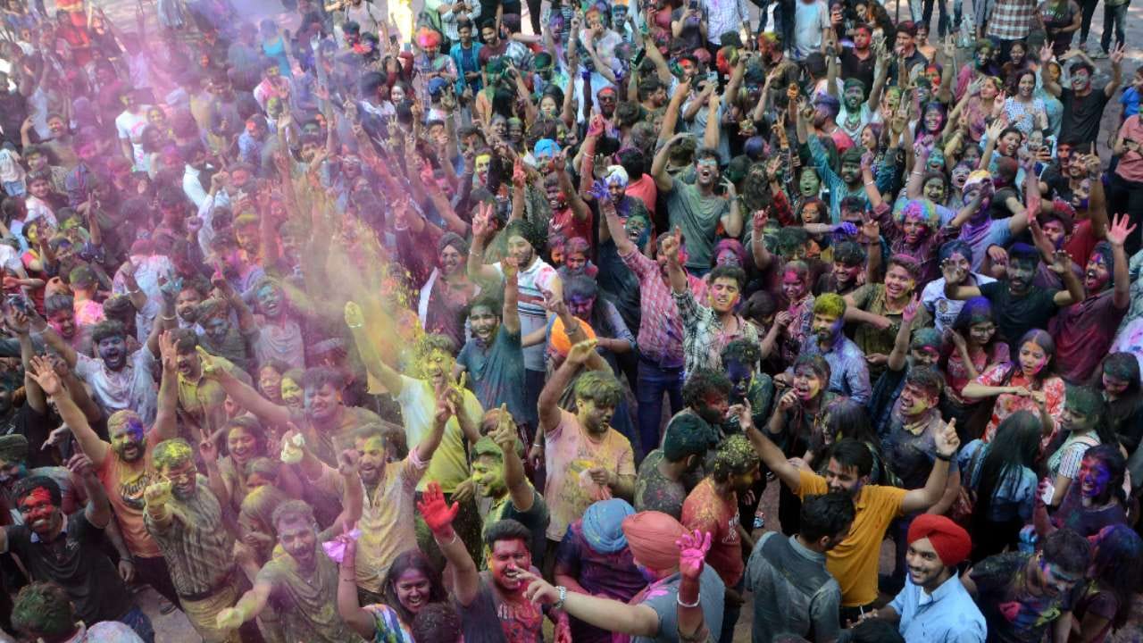 Students celebrated Holi after two years in Panjab University