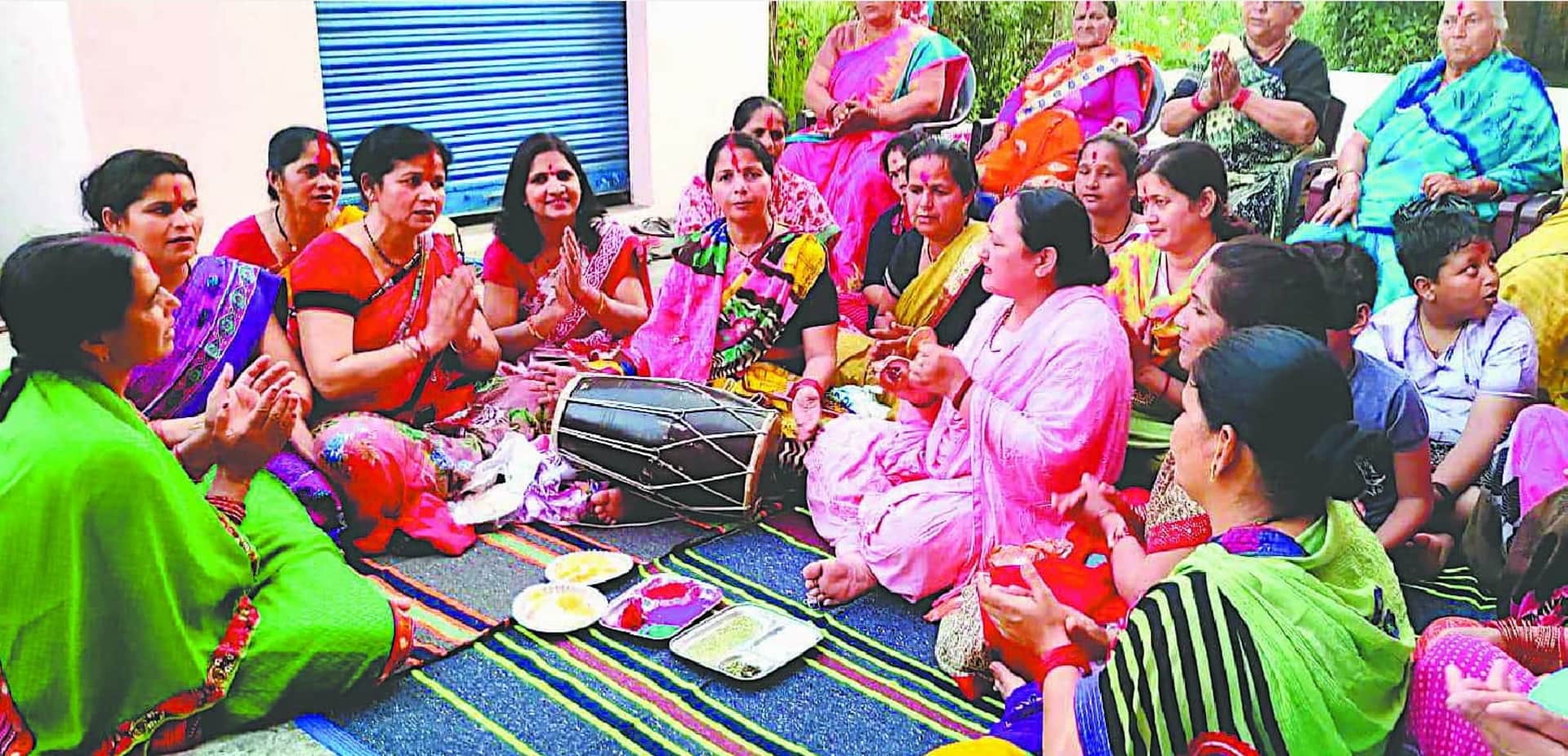 Holi 2022: Uttarakhand Kali Kumaoni Khadi Holi: Famous in country and the world, this tradition is going on since 16th century