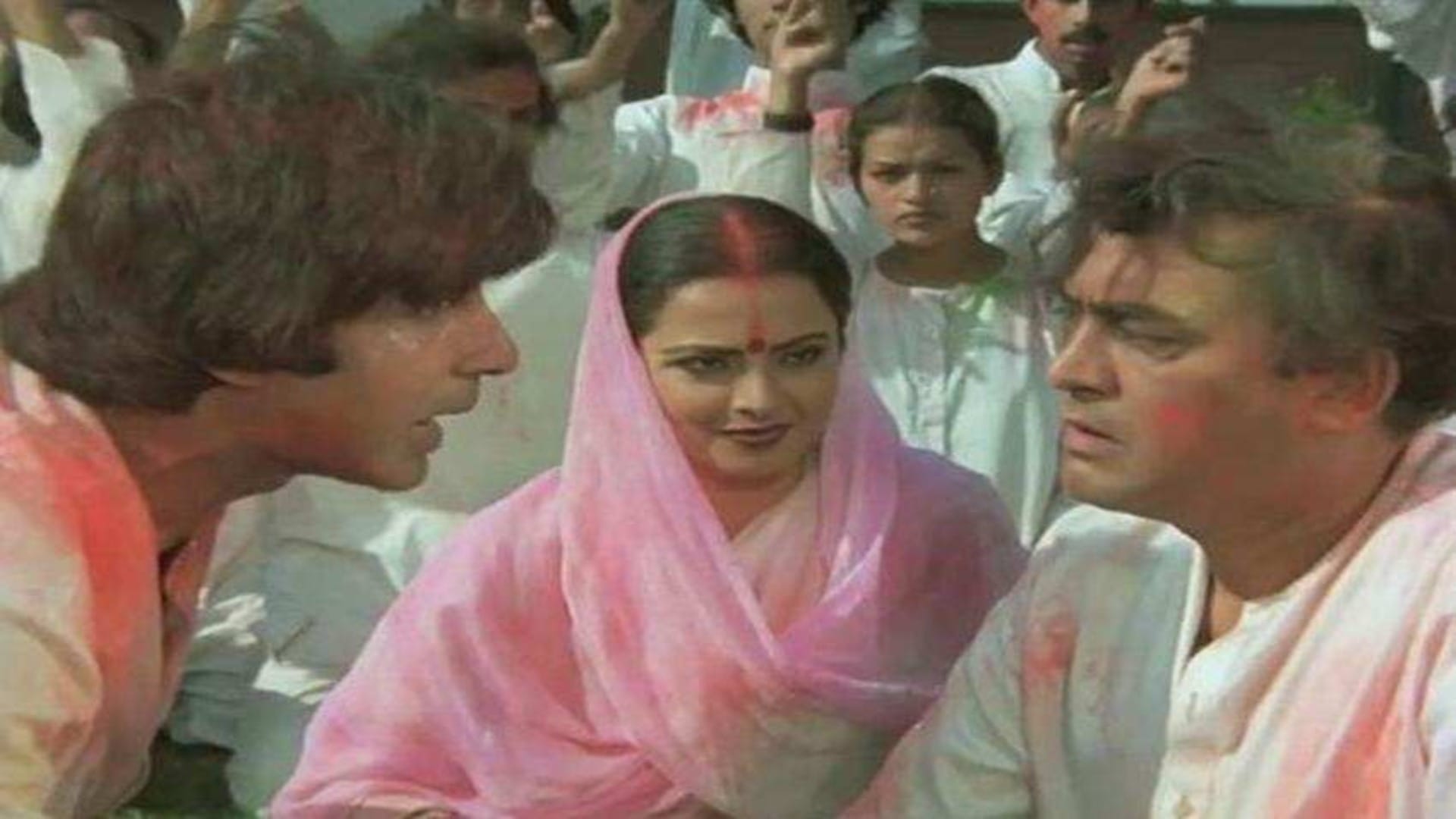 Movies on Holi 2022: from silsila to sholay and darr The festival of Holi became the turning point in these Bollywood films