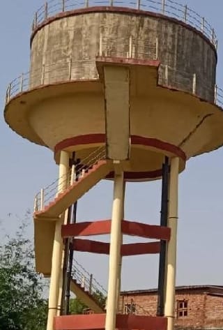 Lack of water should not come in the way of playing colours, three days from today, supply will be available three times