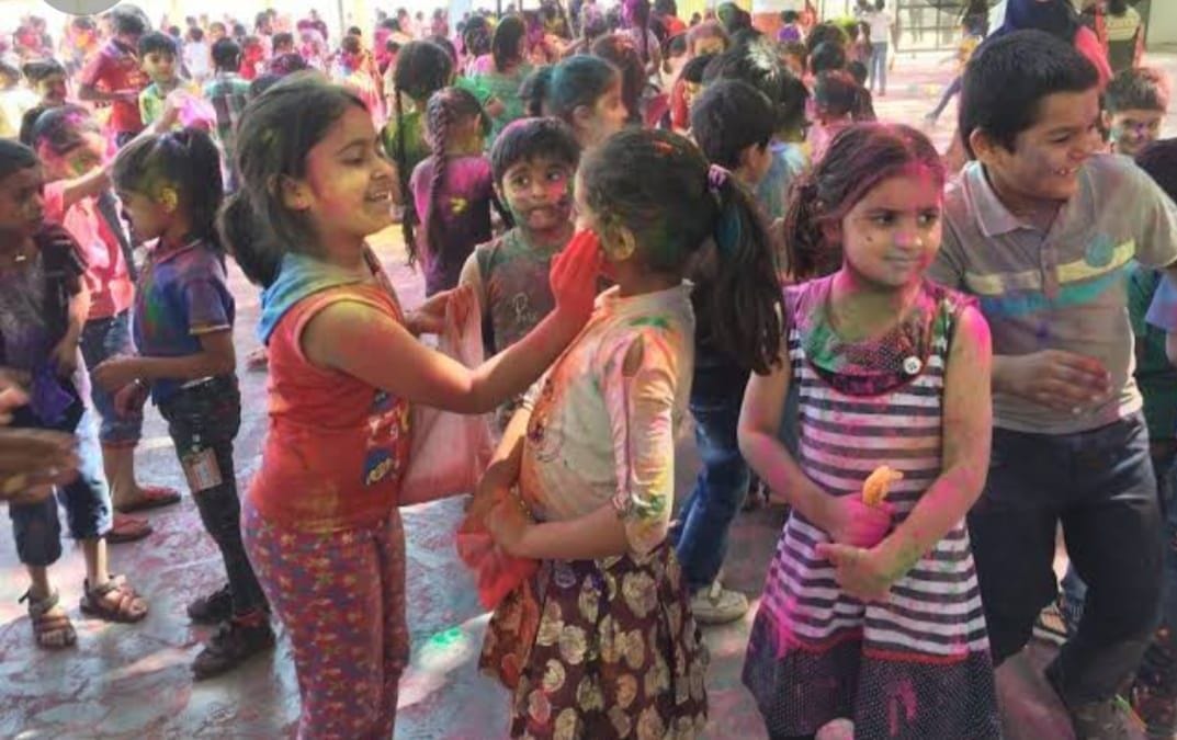 holi colors