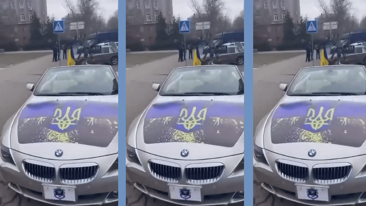 Ukraine Russia War Update Locals in Ukraine Modifies BMW 6 Series Luxury Car to allow for a trunk-mounted machine gun to help fight Russian army car machine gun mount