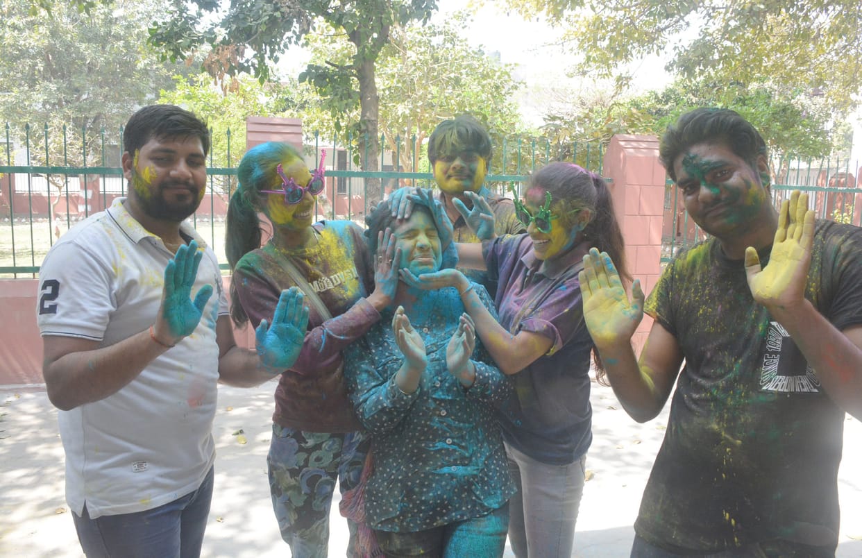 Holi