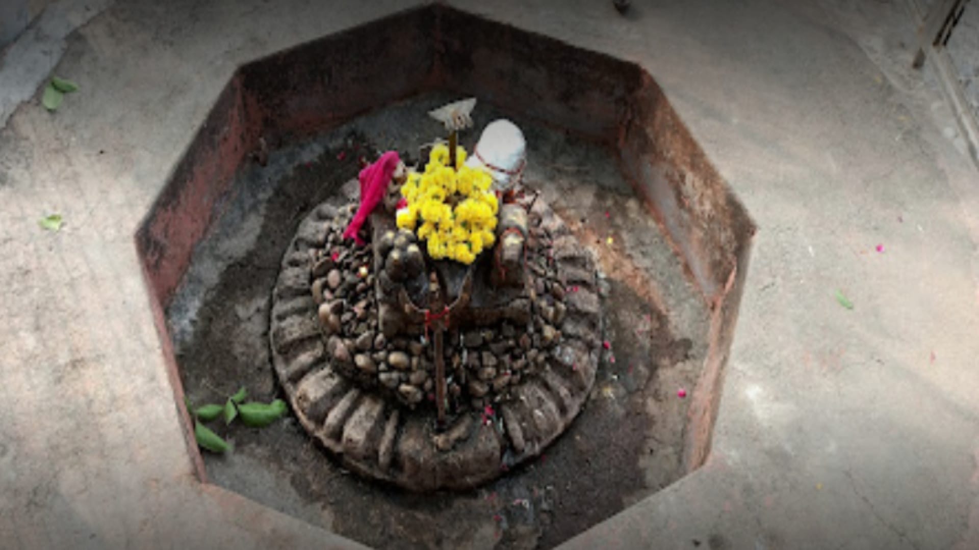 Vaishakh Month Somvar Ke Upay Monday Remedies To Remove Problems Of Life In Hindi