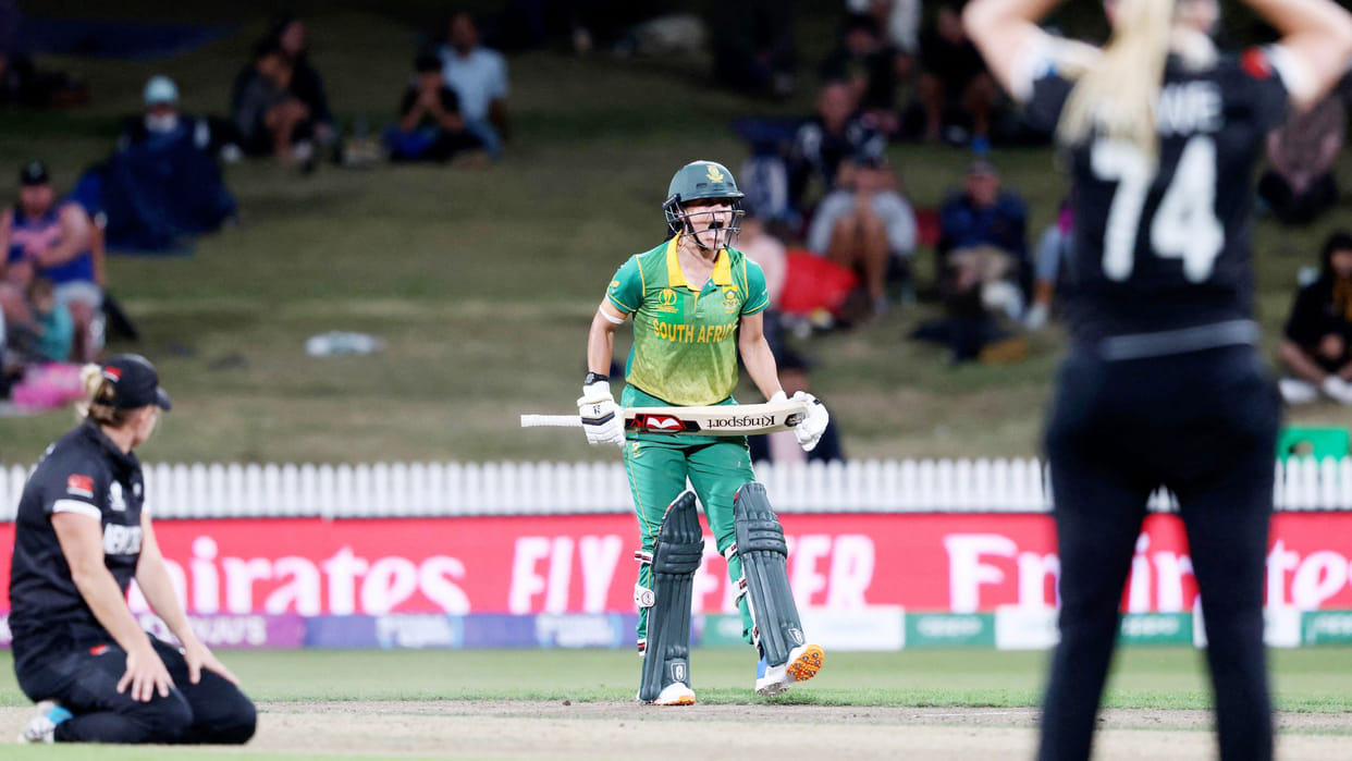 Women's World Cup: South Africa Women defeat New Zealand women by 2 wickets in ODI World Cup at Seddon Park, Hamilton match Updates in Hindi